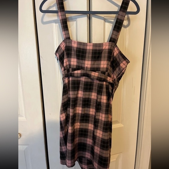 H&M Dress - Picture 2 of 3